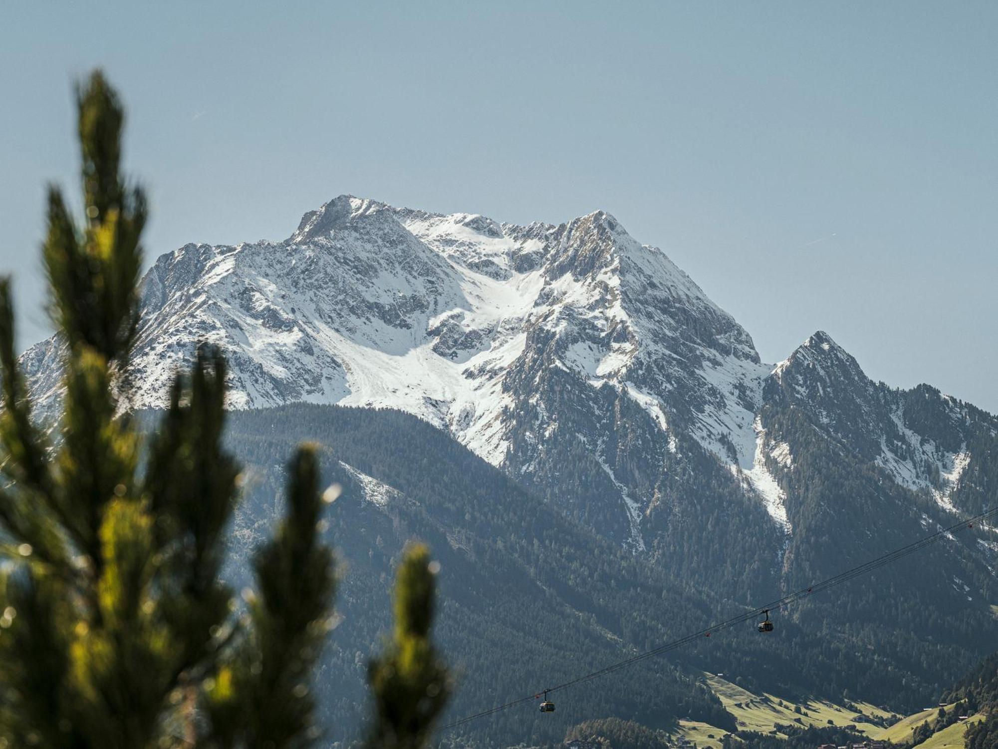Apparthotel "Landhaus Veronika" Mayrhofen Luaran gambar