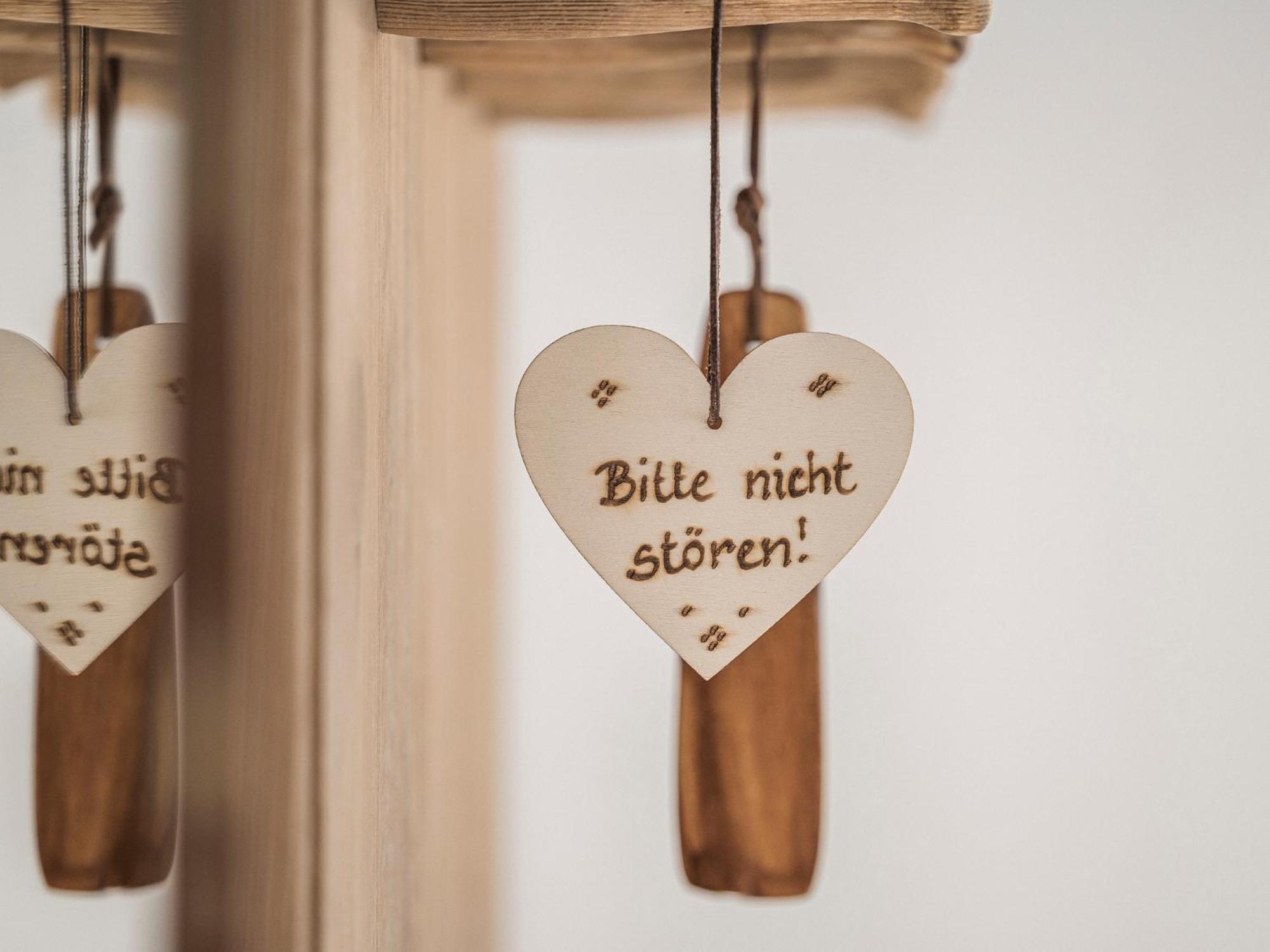 Apparthotel "Landhaus Veronika" Mayrhofen Luaran gambar